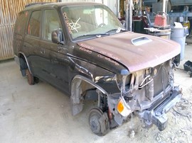 2000 TOYOTA 4RUNNER, BLACK, SR5 MODEL, AT, 4WD,   Z26465